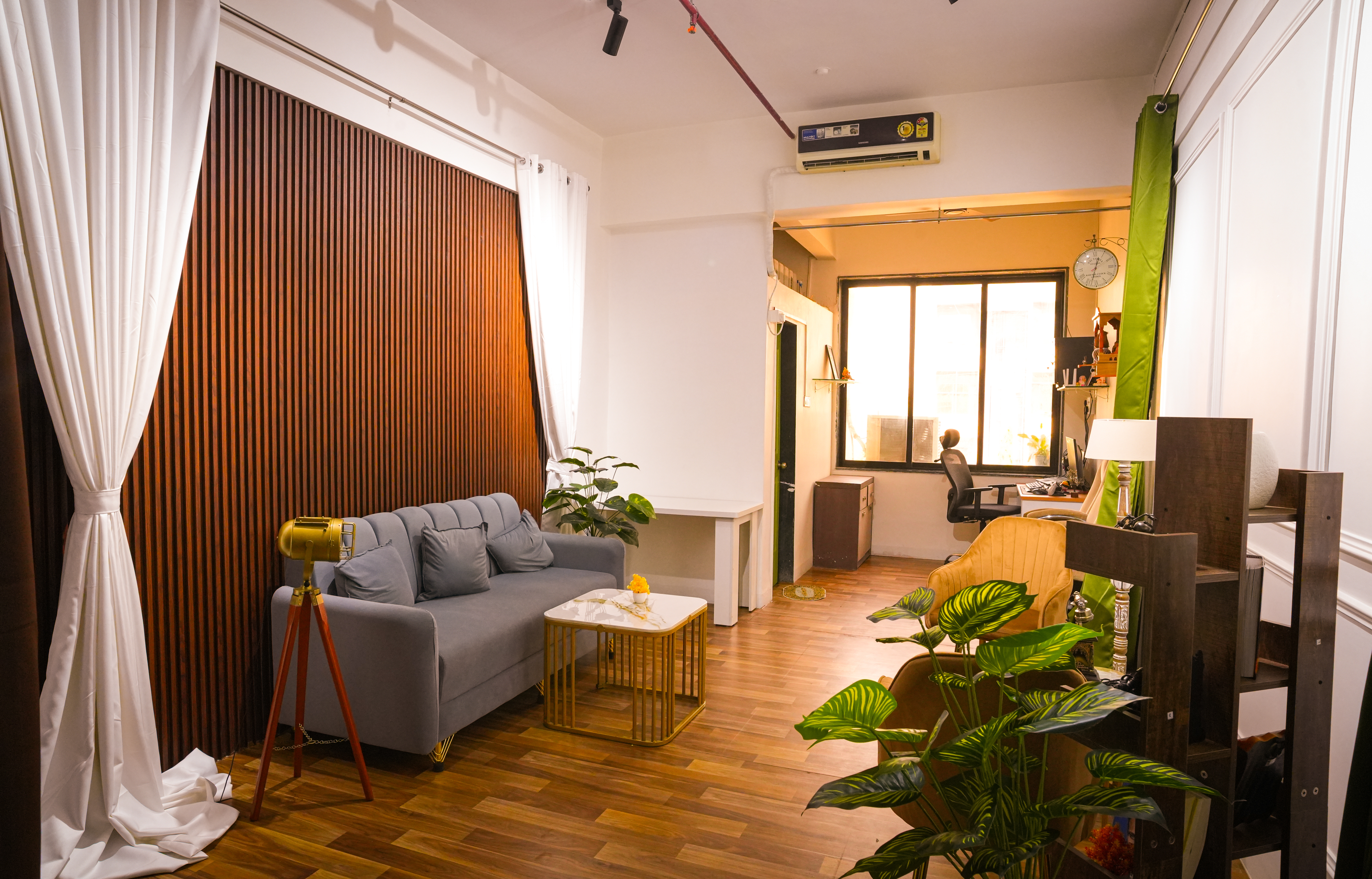 Studio 2